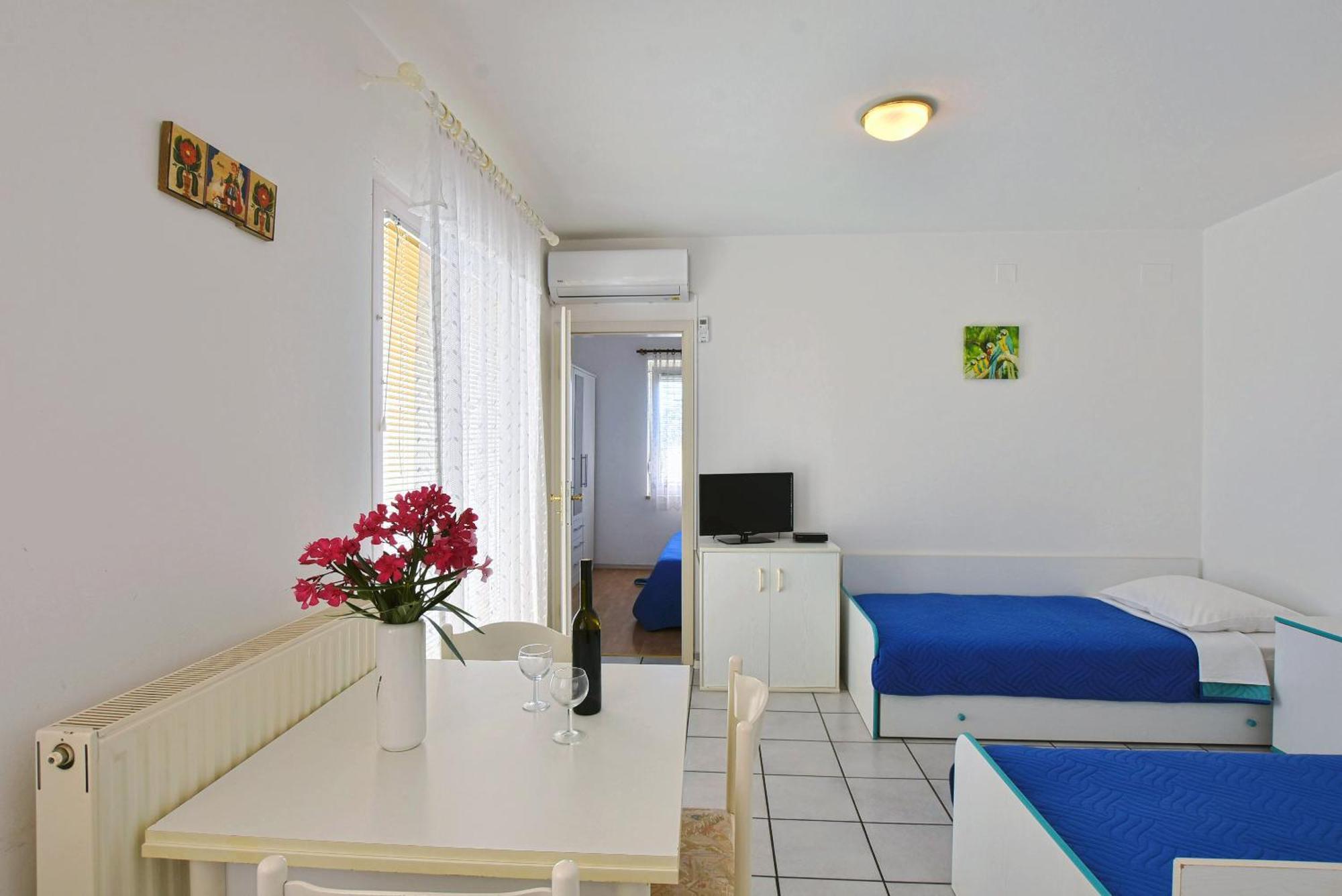 Appartement Marinela *